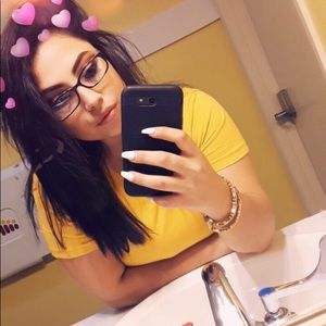 Meet your Posher, Karla